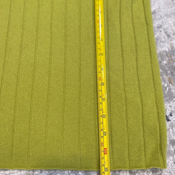 Lafayette 148 NY 100% Cashmere Sleeveless Vest Sweater Large L Preppy Layering - Picture 4 of 7